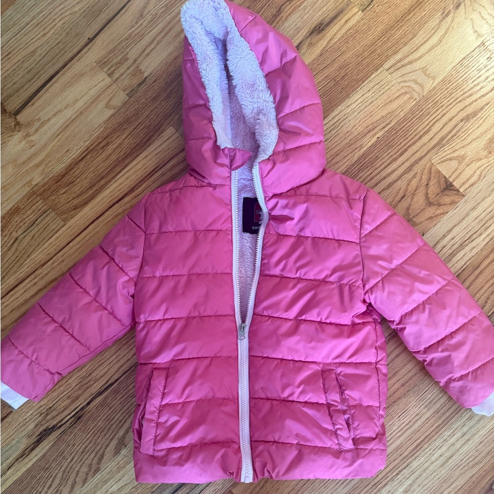 SwissTech Pink Hooded Puffer Jacket